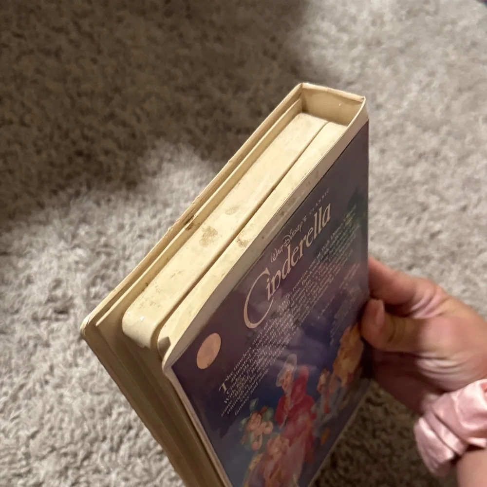 Walt Disney's Cinderella VHS the black diamond
